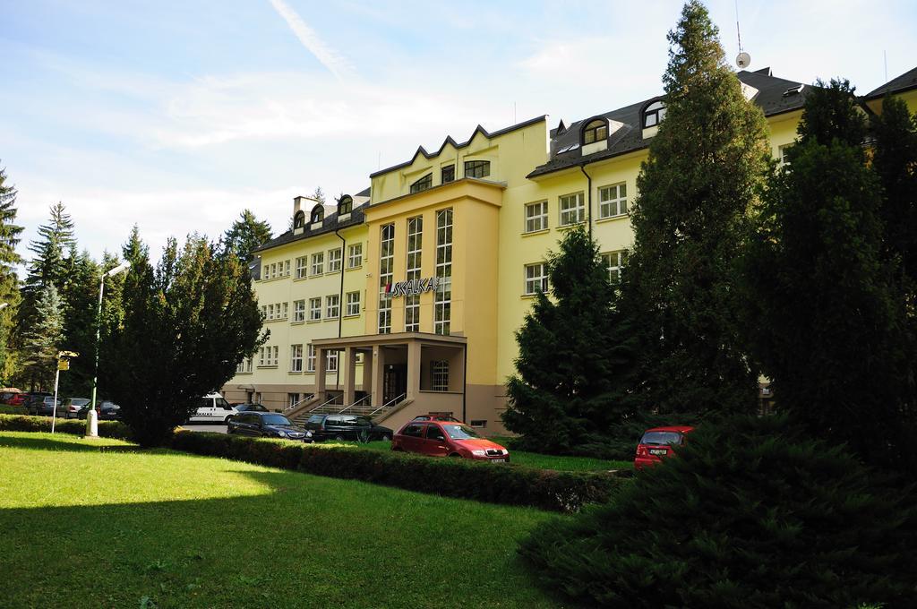 Hotel Skalka Rajecke Teplice Exterior photo
